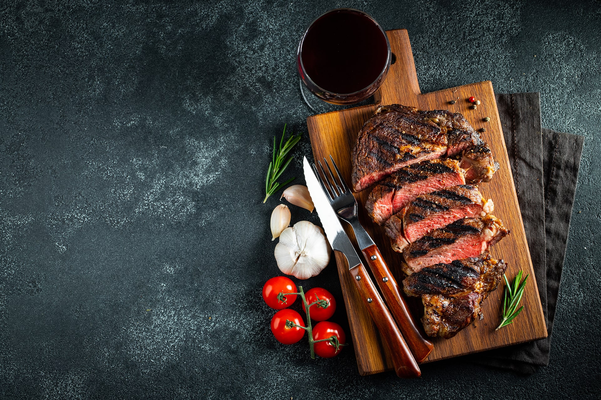 Ultimate Steak with Vinegar Roasties - Delicia Meal Prep